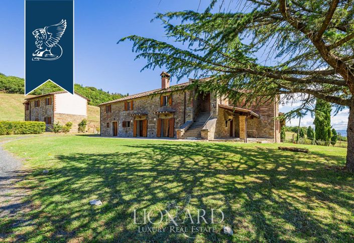 Image No.19-8 Bed Villa for sale