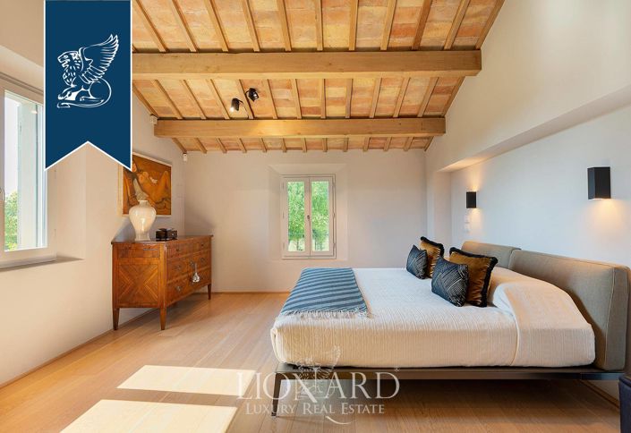 Image No.41-6 Bed Villa for sale