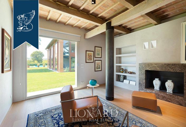 Image No.57-6 Bed Villa for sale