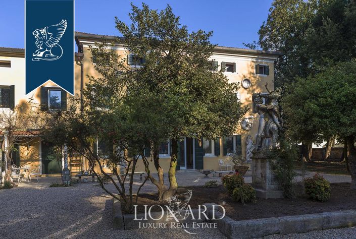 Image No.13-5 Bed Villa for sale