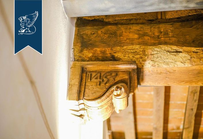 Image No.30-6 Bed Hotel for sale