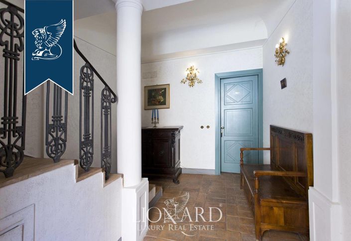 Image No.21-2 Bed Property for sale