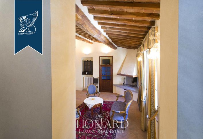 Image No.7-2 Bed Property for sale