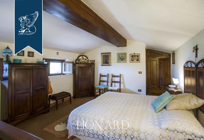 Image No.35-10 Bed Villa for sale