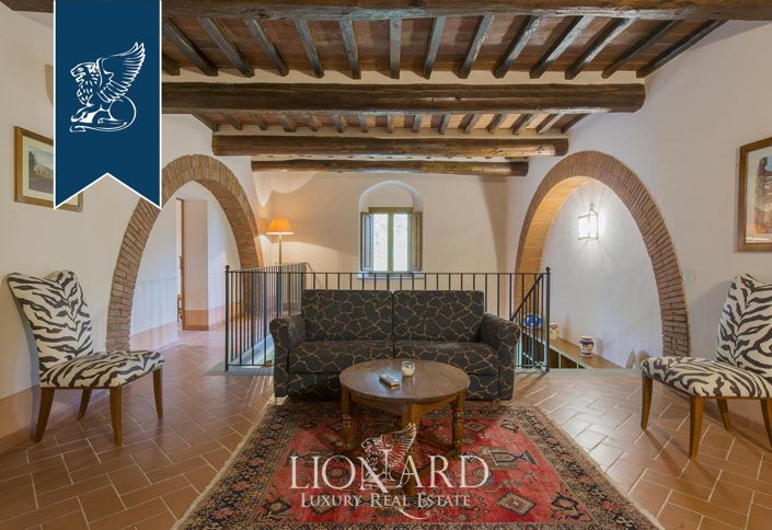 Image No.44-40 Bed Hotel for sale