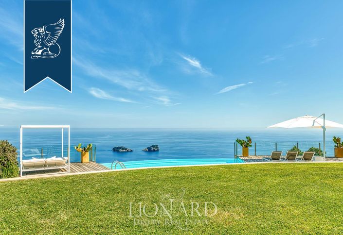 Image No.12-4 Bed Villa for sale