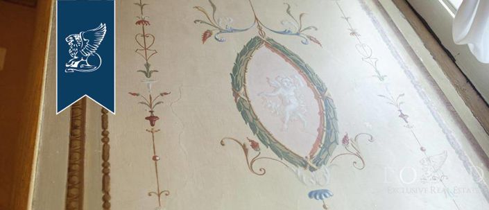 Image No.31-28 Bed Hotel for sale