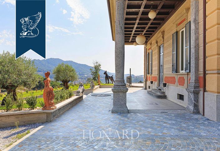 Image No.10-4 Bed Villa for sale