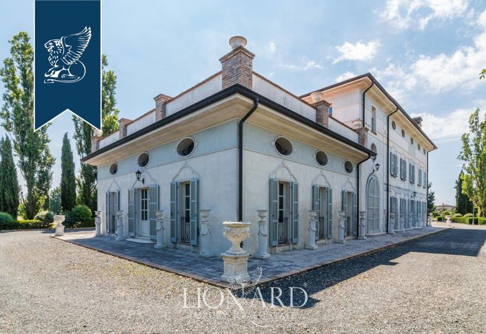 Image No.24-4 Bed Villa for sale