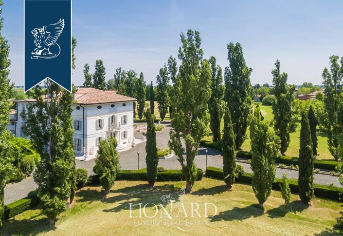 Image No.53-4 Bed Villa for sale