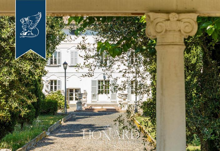 Image No.9-4 Bed Villa for sale