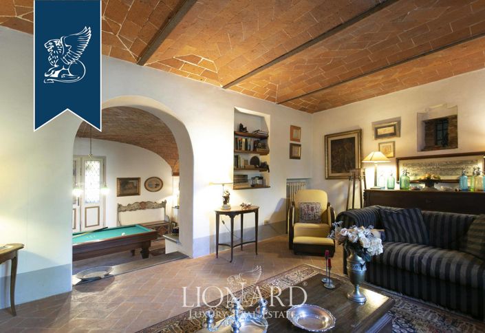 Image No.21-8 Bed Country House for sale