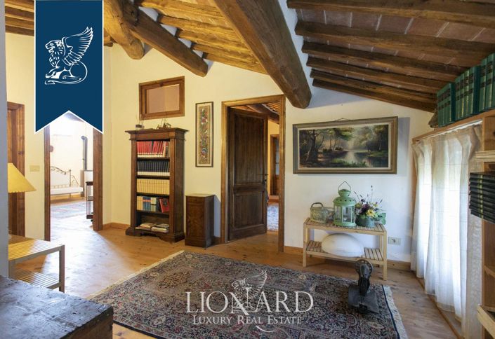 Image No.38-8 Bed Country House for sale