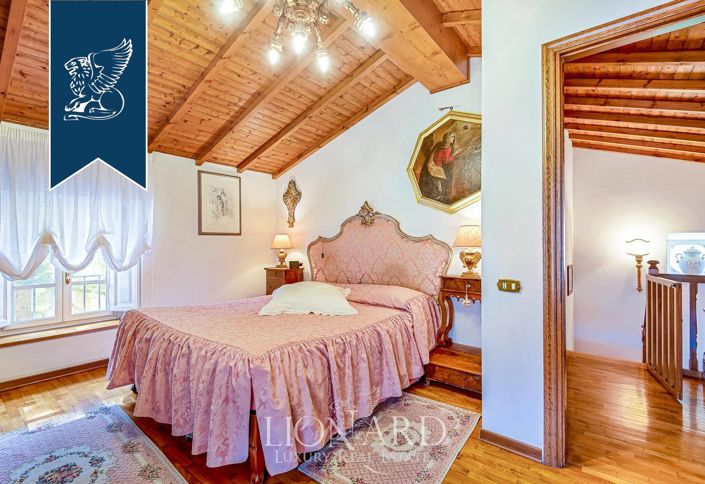 Image No.13-5 Bed Villa for sale