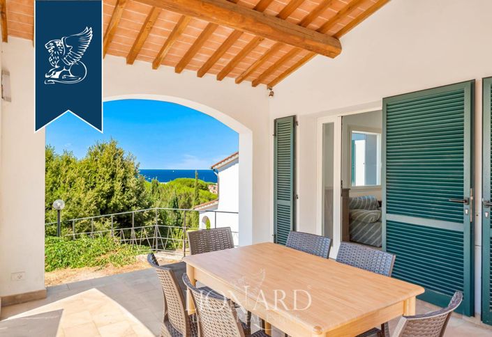 Image No.10-5 Bed Villa for sale