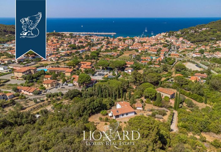 Image No.2-5 Bed Villa for sale