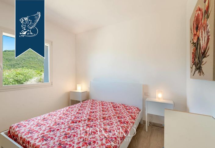 Image No.25-5 Bed Villa for sale