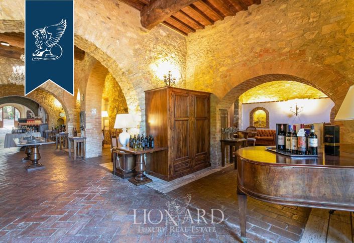 Image No.20-17 Bed Hotel for sale