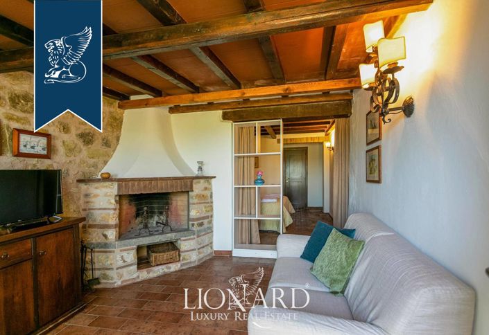 Image No.35-17 Bed Hotel for sale