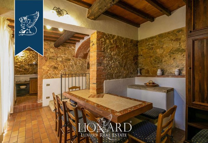 Image No.41-17 Bed Hotel for sale