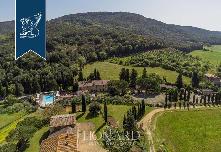 Image No.44-17 Bed Hotel for sale