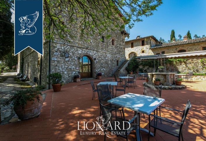 Image No.9-17 Bed Hotel for sale