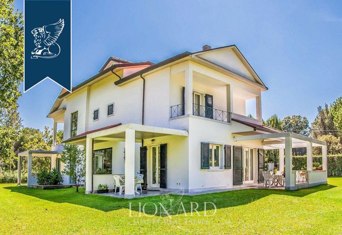 Image No.1-5 Bed Villa for sale