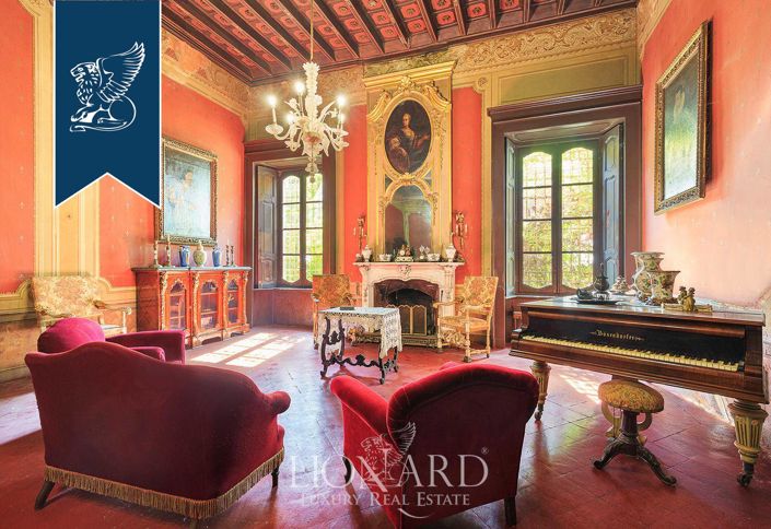 Image No.29-8 Bed Property for sale