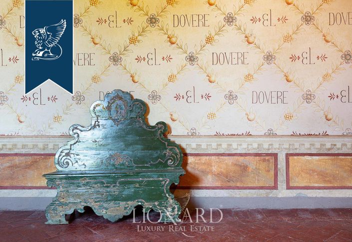 Image No.39-8 Bed Property for sale