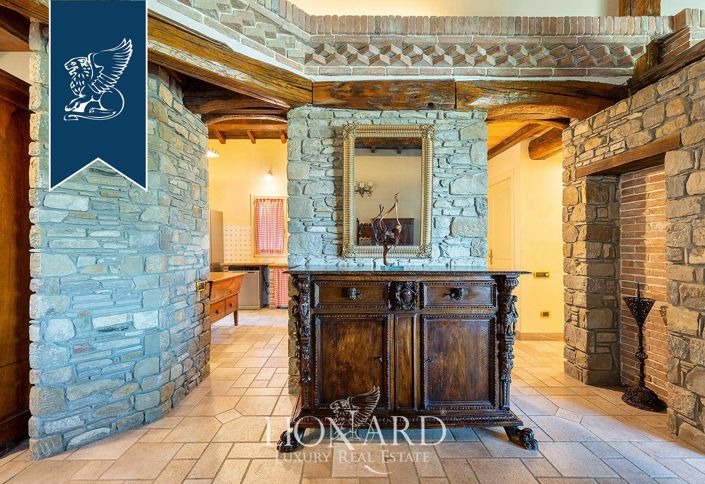 Image No.29-5 Bed Villa for sale