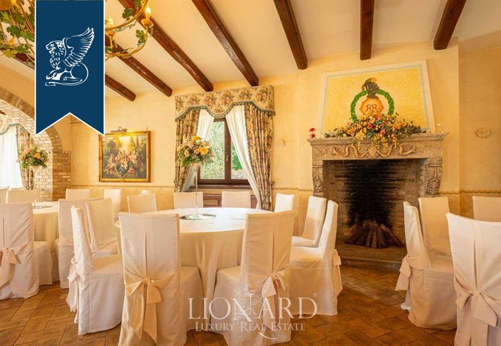 Image No.36-9 Bed Villa for sale