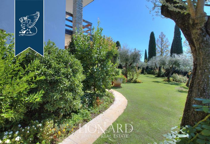 Image No.12-4 Bed Villa for sale