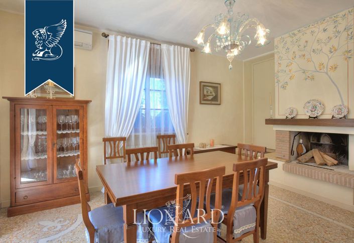 Image No.24-4 Bed Villa for sale