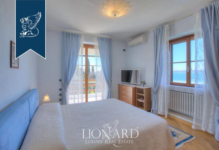 Image No.38-4 Bed Villa for sale