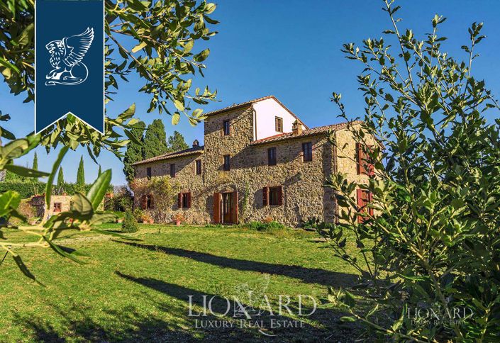 Image No.11-8 Bed Villa for sale