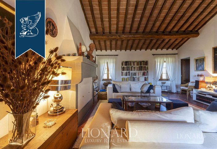 Image No.40-8 Bed Villa for sale