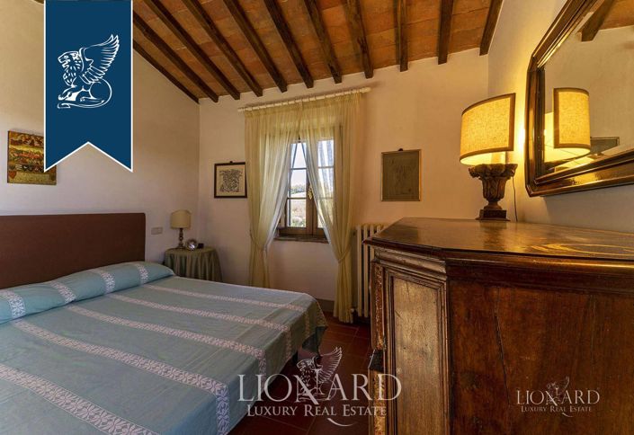 Image No.45-8 Bed Villa for sale