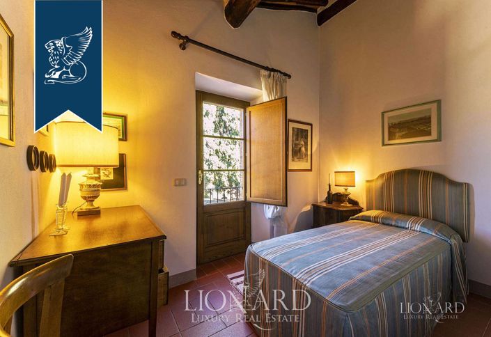 Image No.51-8 Bed Villa for sale