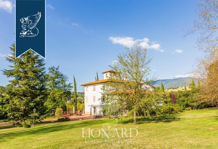 Image No.4-22 Bed Villa for sale