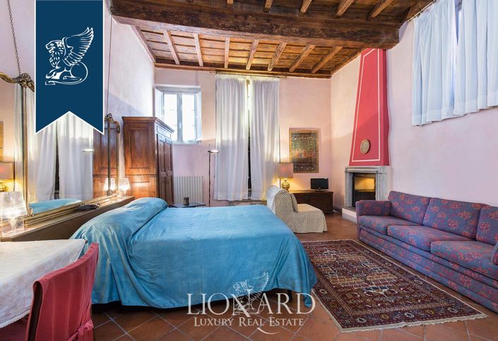 Image No.12-5 Bed Villa for sale