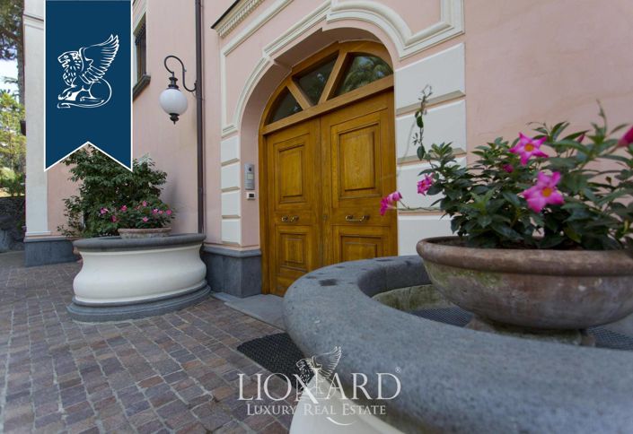 Image No.28-4 Bed Villa for sale