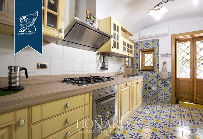 Image No.42-4 Bed Villa for sale