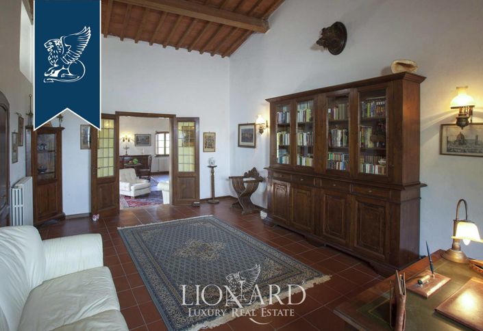 Image No.26-6 Bed Country House for sale