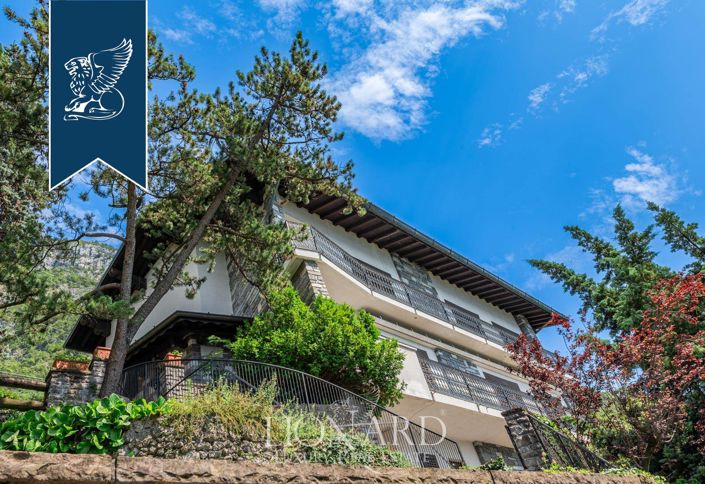 Image No.4-6 Bed Villa for sale