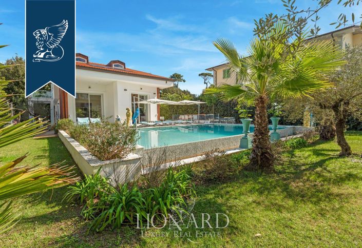 Image No.1-6 Bed Villa for sale