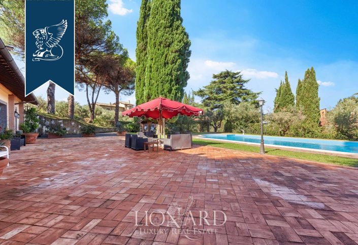 Image No.4-5 Bed Villa for sale