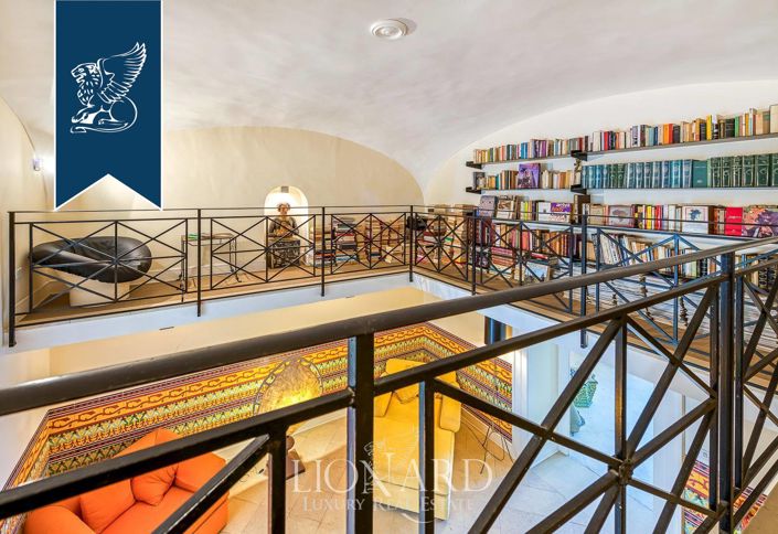 Image No.12-5 Bed Hotel for sale