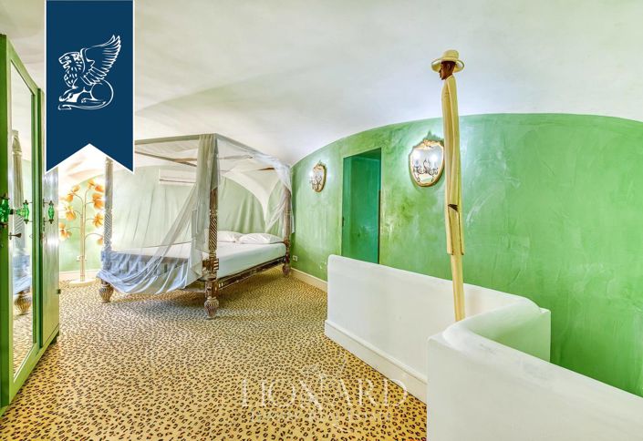 Image No.13-5 Bed Hotel for sale