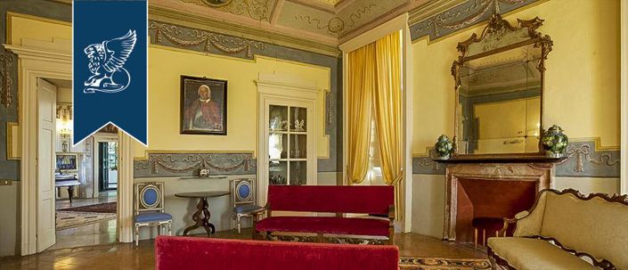 Image No.56-27 Bed Property for sale