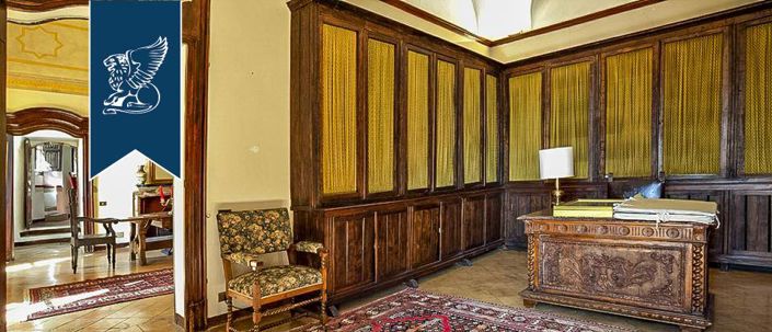 Image No.60-27 Bed Property for sale